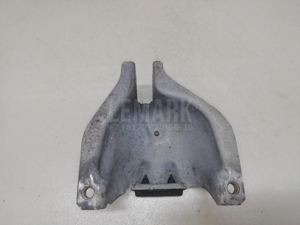 Кронштейн опоры двигателя для  Alfa Romeo 145 1994-2001