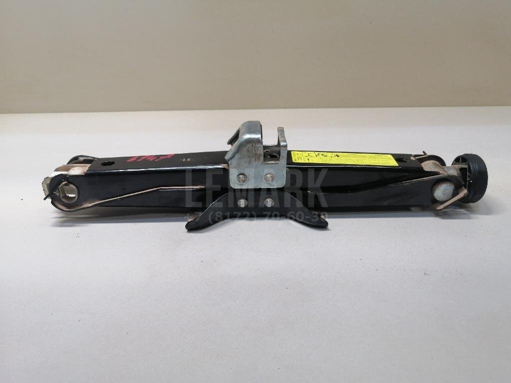 Домкрат для  Audi A3 [8PA] Sportback 2004-2013