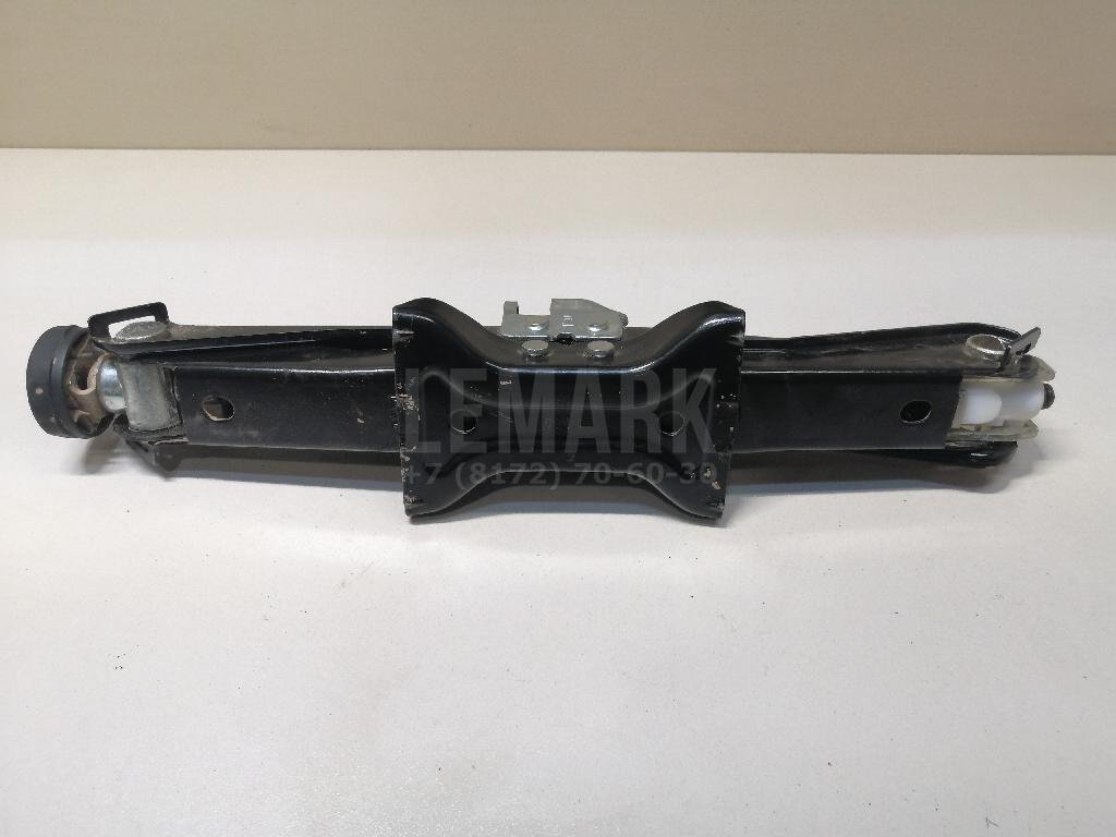 Домкрат для  Audi A3 [8PA] Sportback 2004-2013