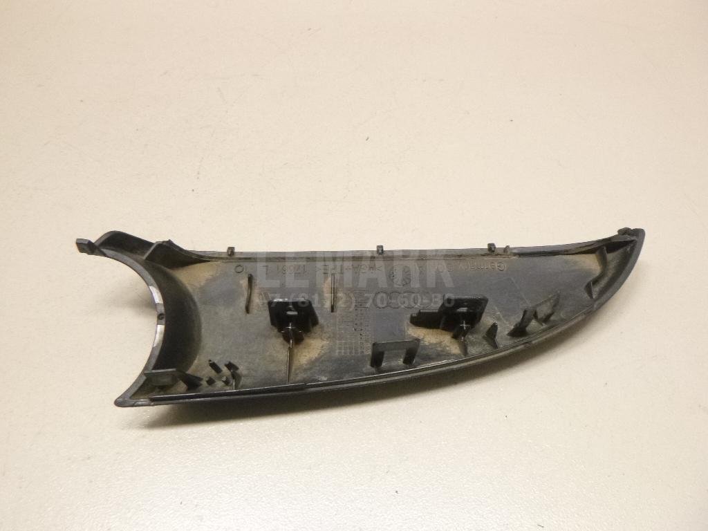 Накладка зеркала левого