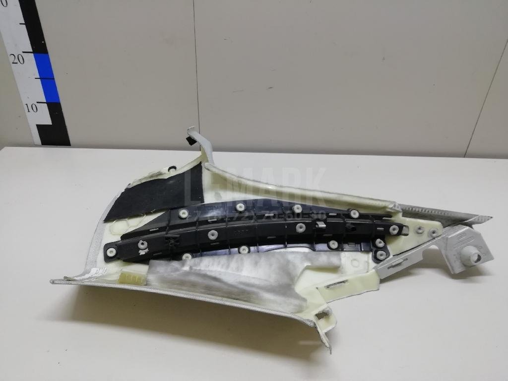 Обшивка багажника