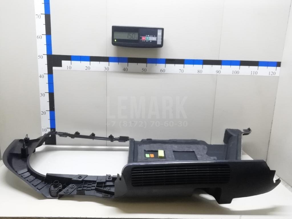 Обшивка багажника