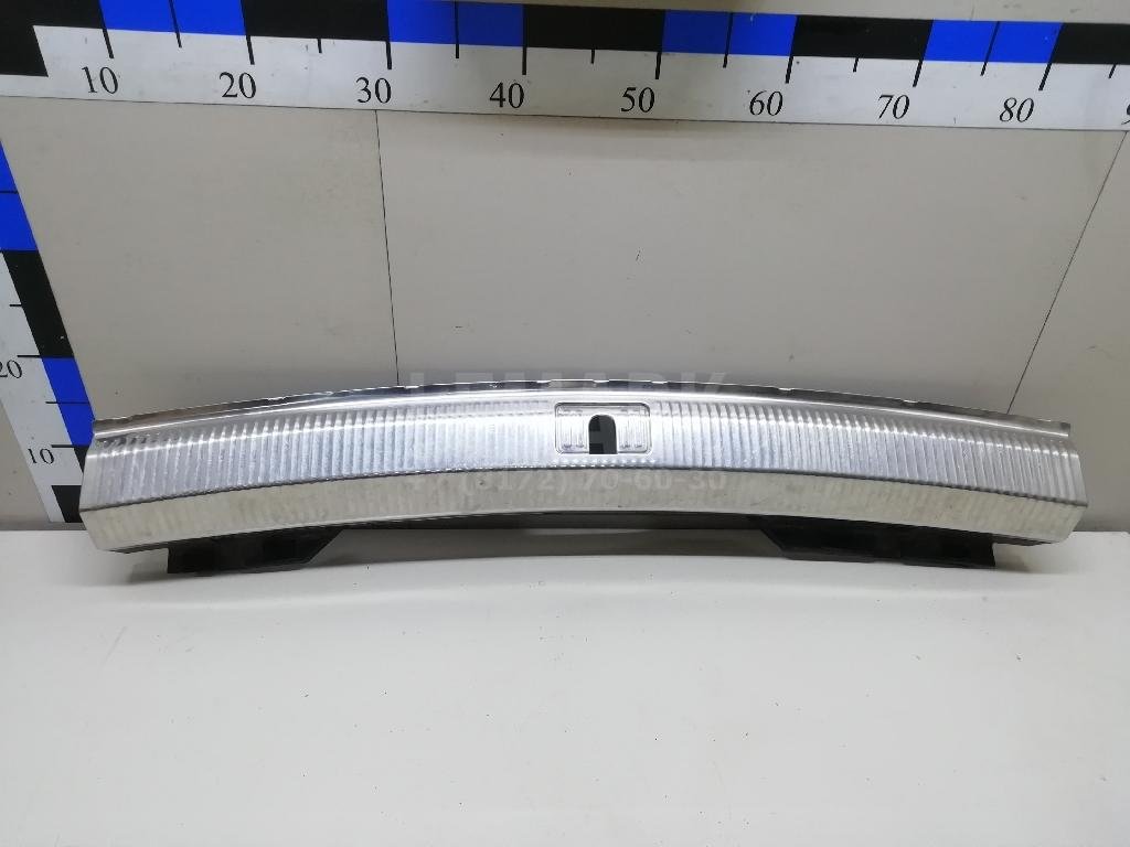 Обшивка багажника