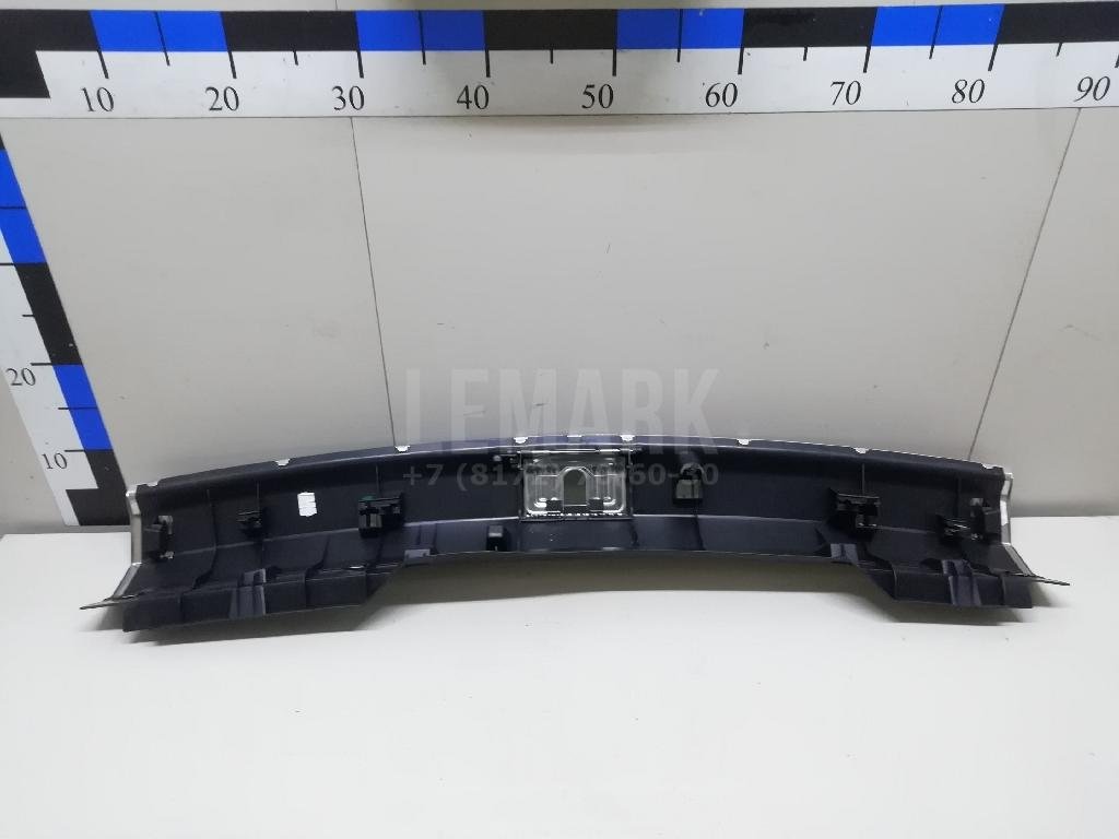 Обшивка багажника