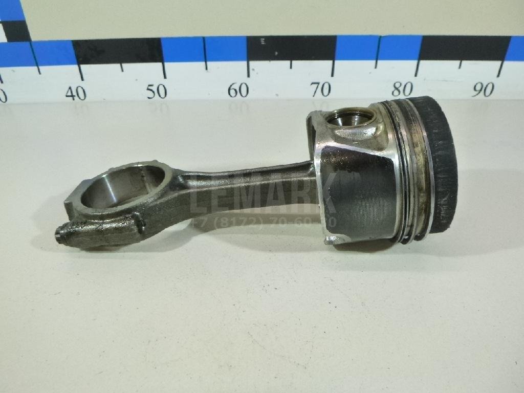 Поршень с шатуном