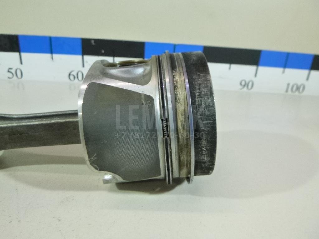 Поршень с шатуном