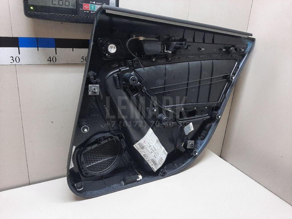 Обшивка двери задней левой