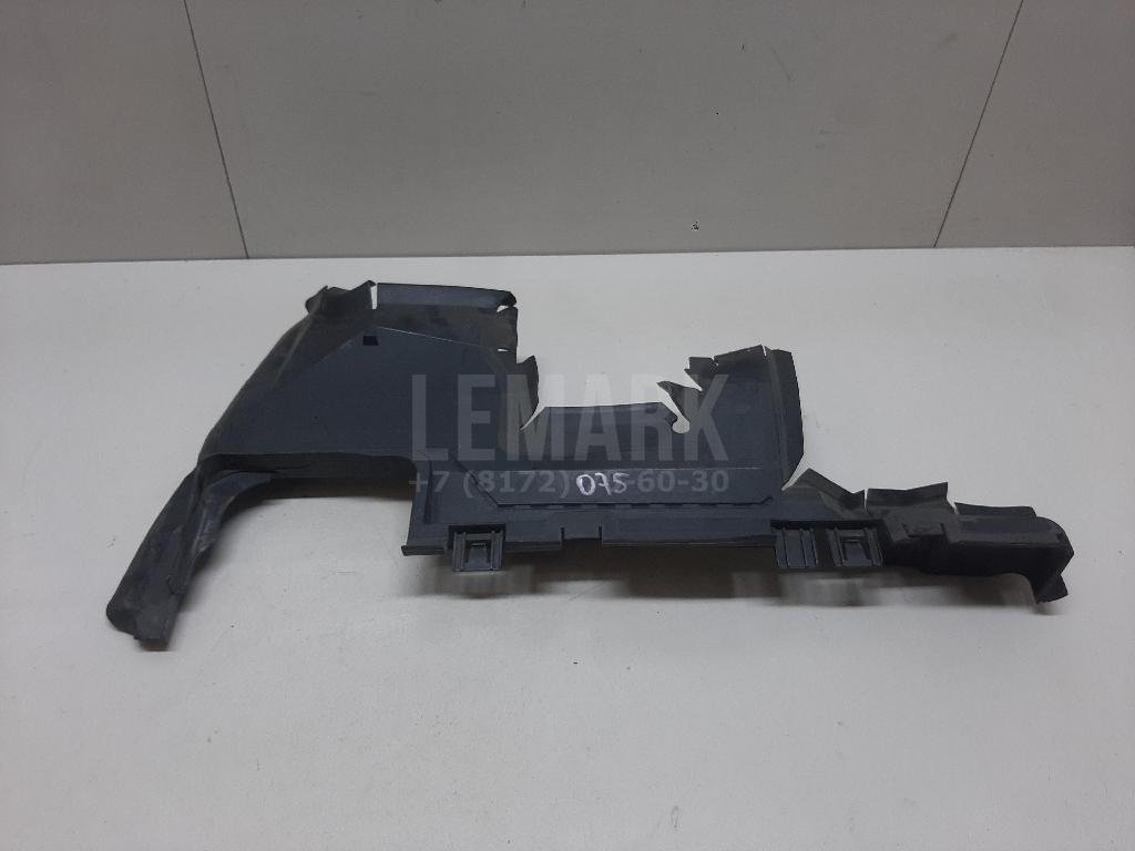 Воздуховод радиатора правый