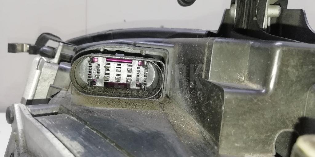 Фара правая для  Audi A4 [B9] 2015