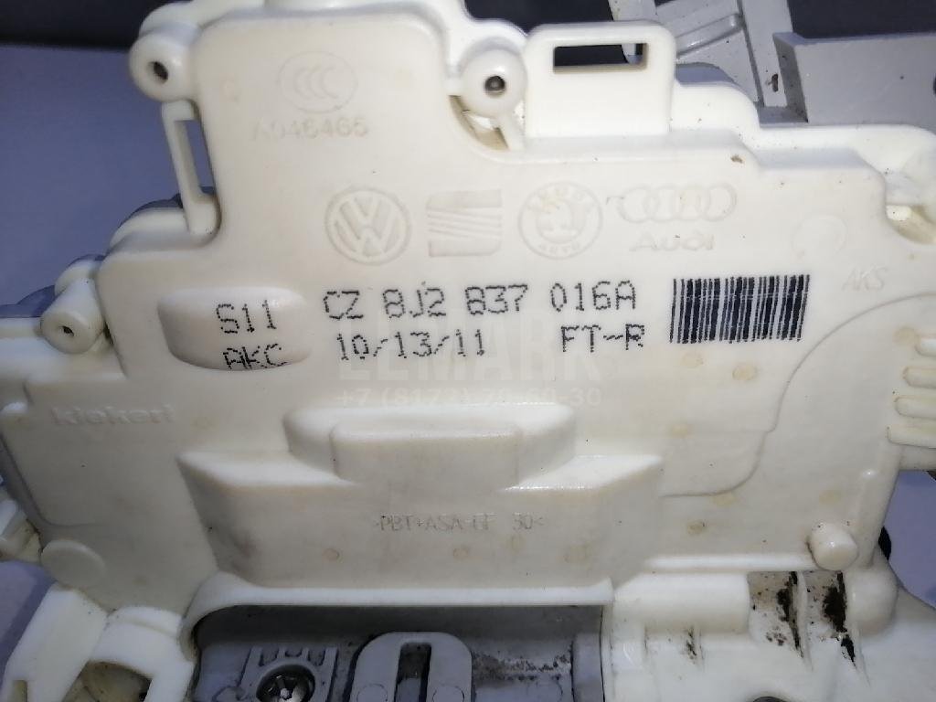 Замок двери передней правой