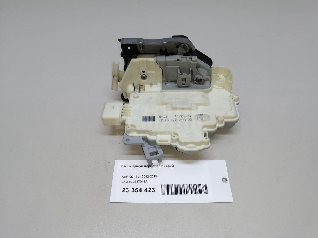 Замок двери передней правой
