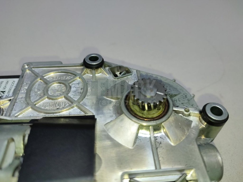 Моторчик люка