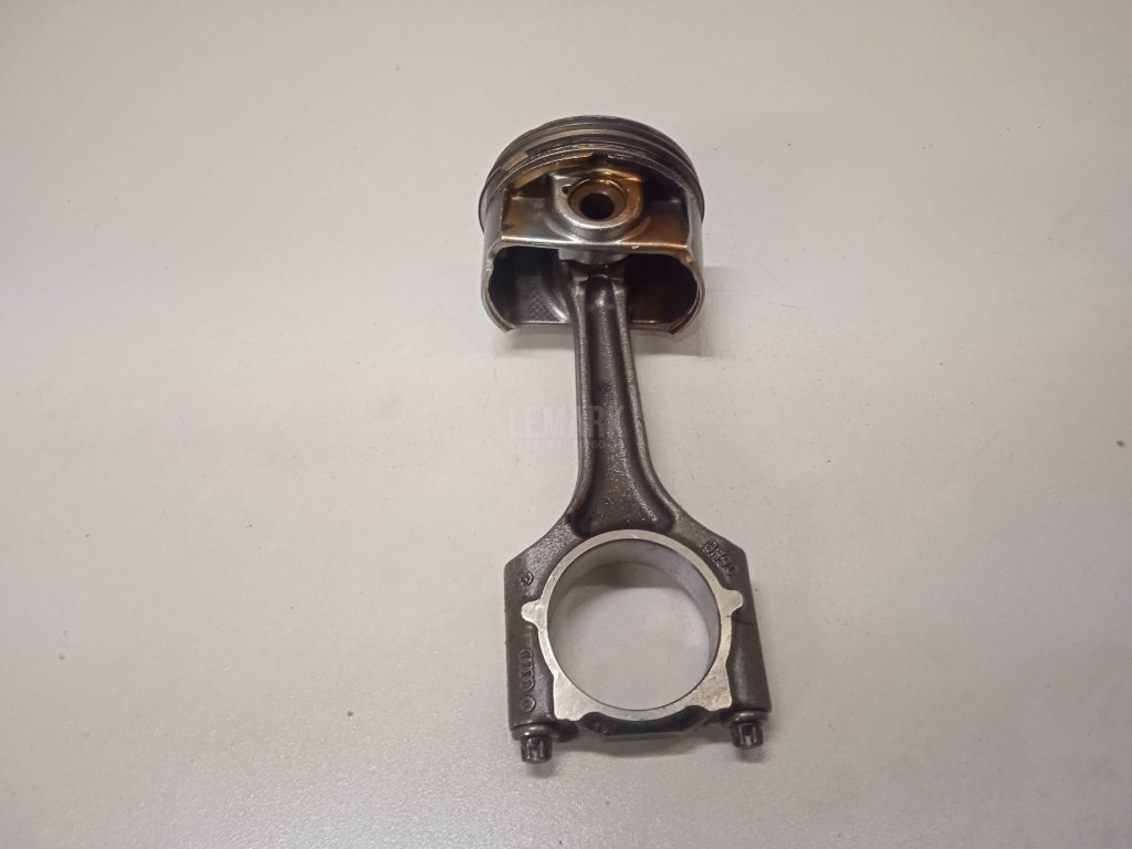 Поршень с шатуном