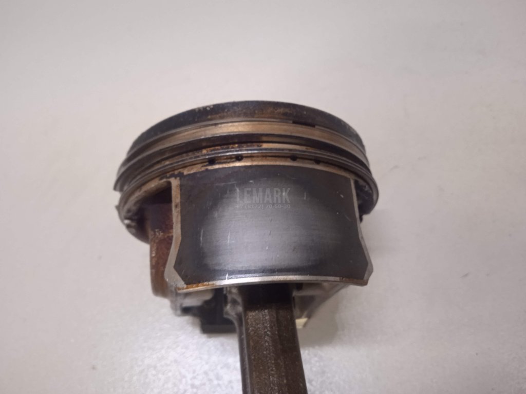 Поршень с шатуном