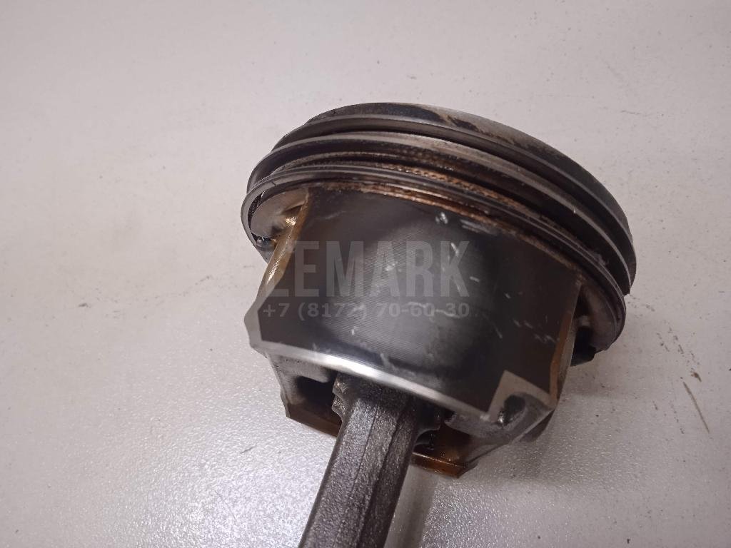 Поршень с шатуном