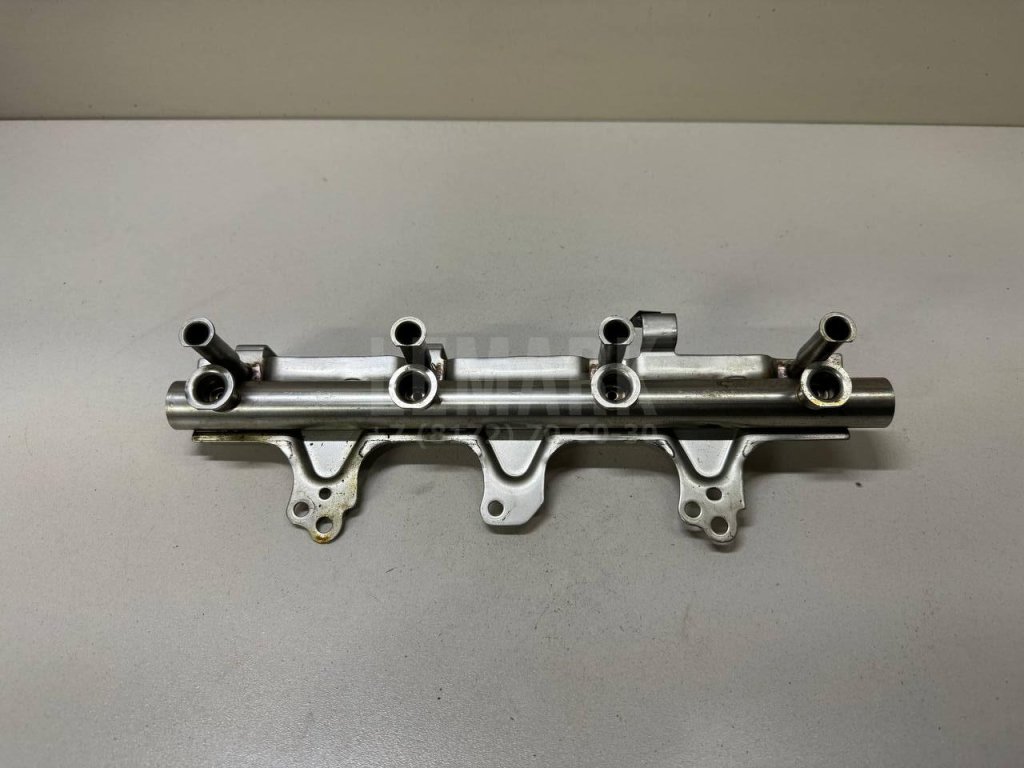 Рейка топливная (рампа)