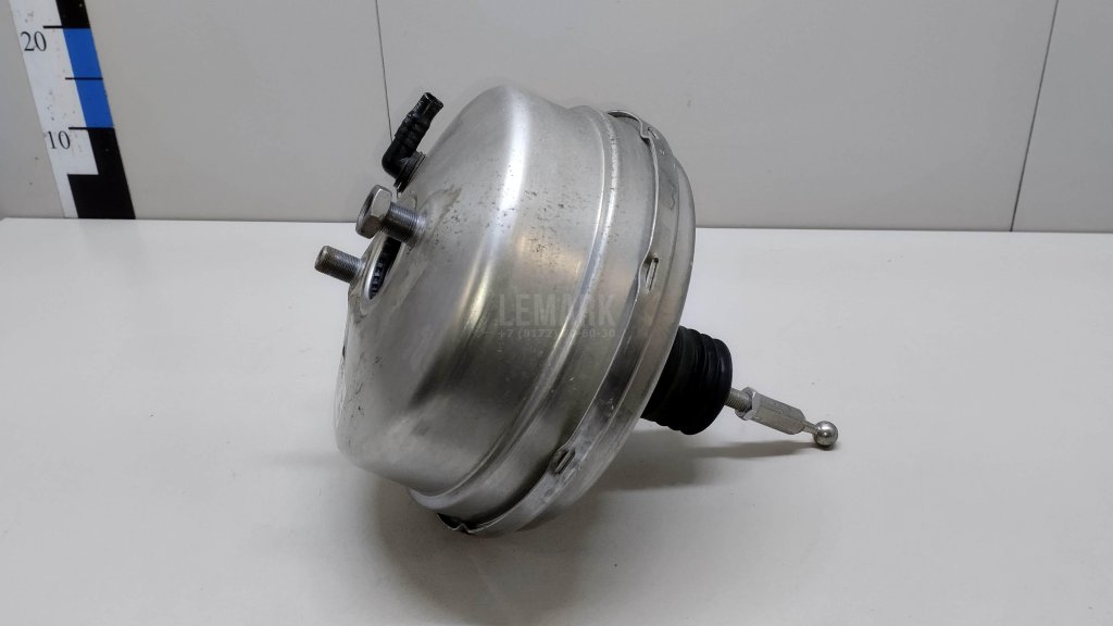 Усилитель тормозов вакуумный