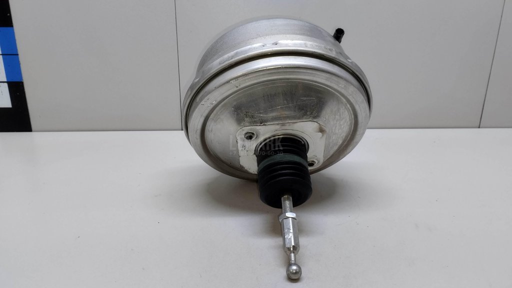 Усилитель тормозов вакуумный