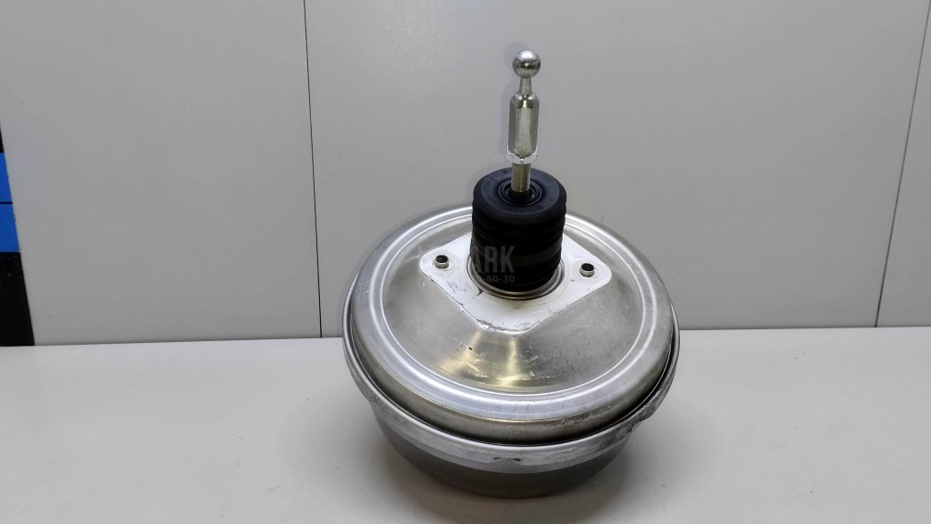 Усилитель тормозов вакуумный