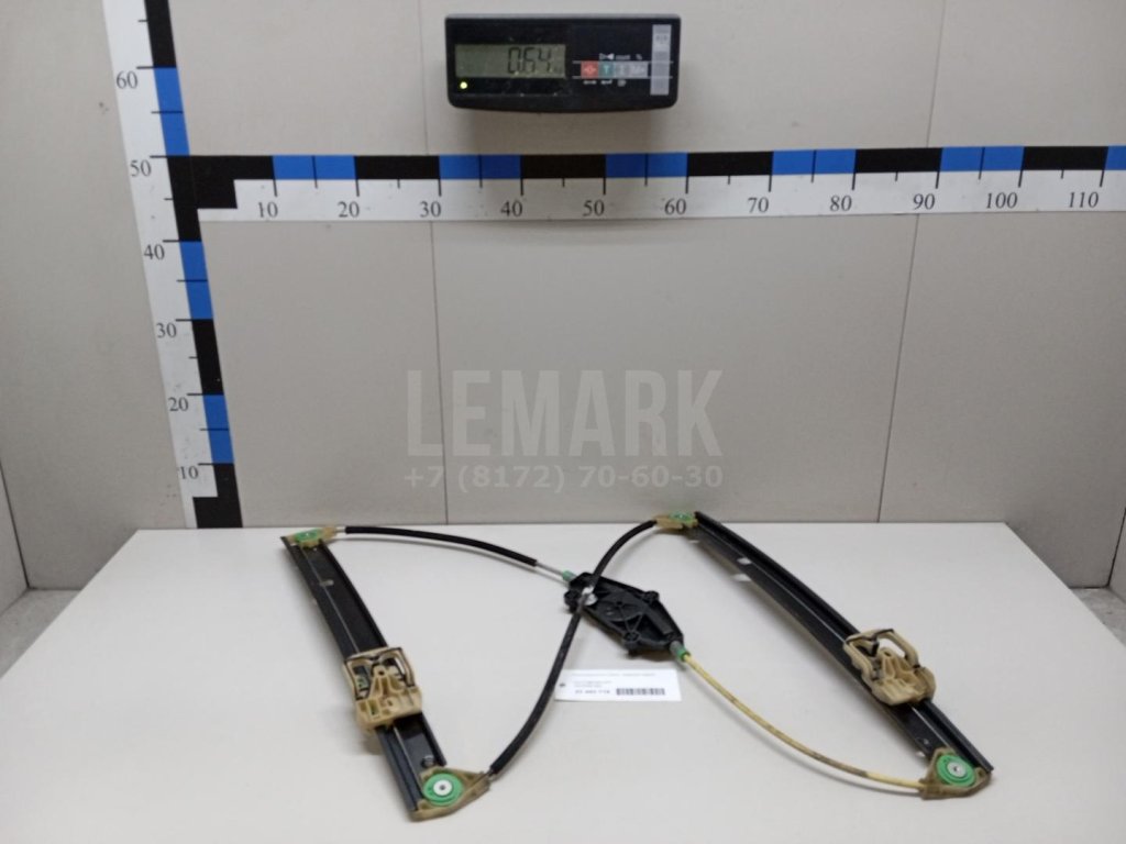 Стеклоподъемник электр. передний правый