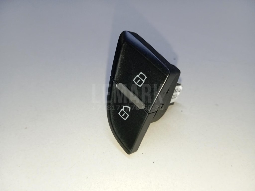 Кнопка центрального замка