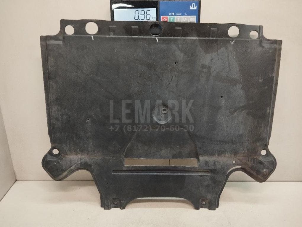 Пыльник двигателя