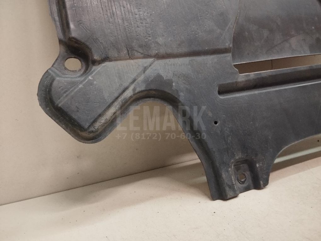 Пыльник двигателя