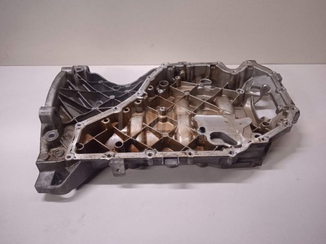 Поддон масляный двигателя