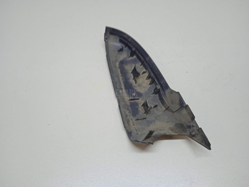 Накладка зеркала левого