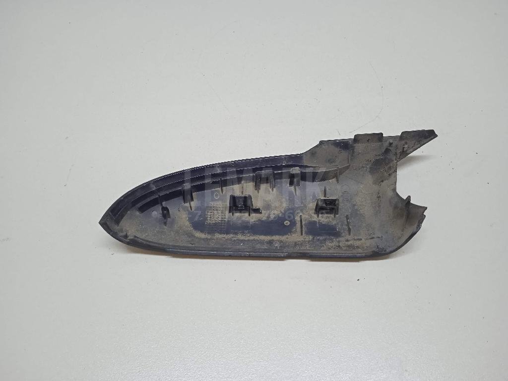 Накладка зеркала левого