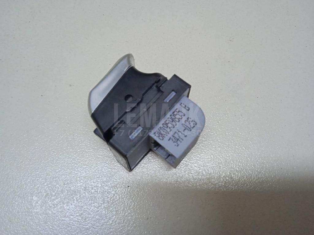 Кнопка стеклоподъемника