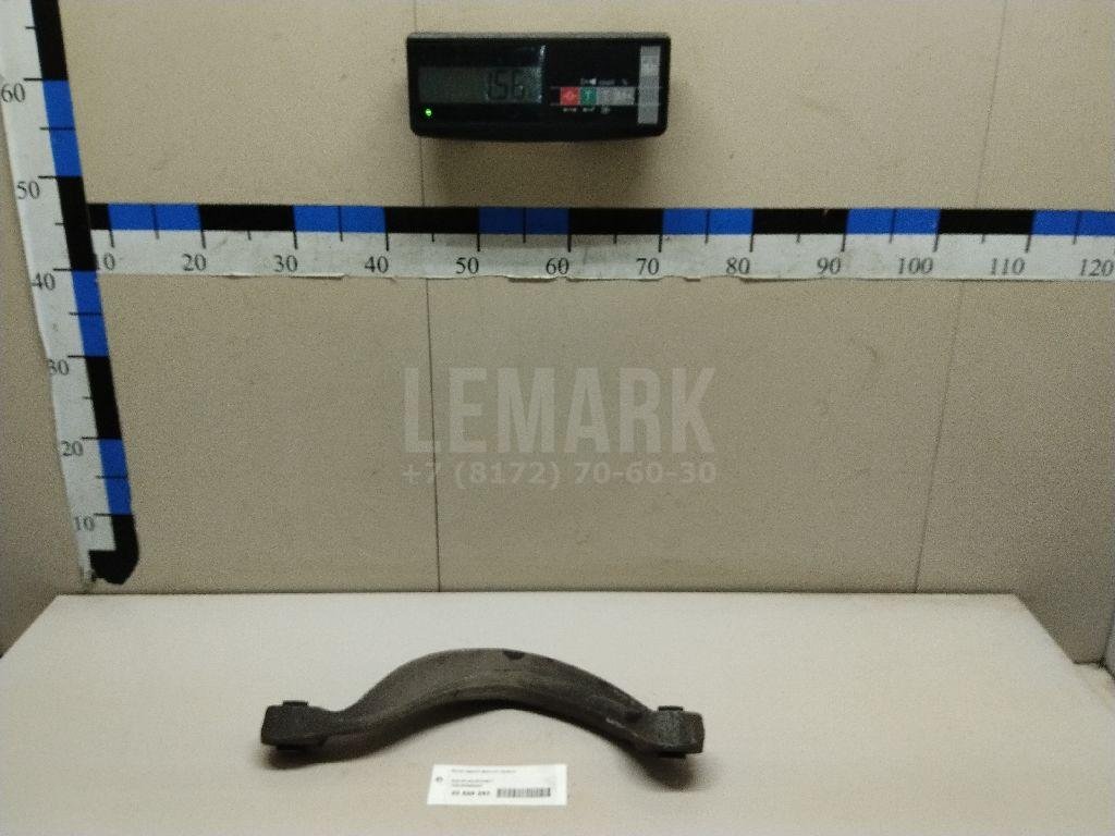 Рычаг задний верхний правый