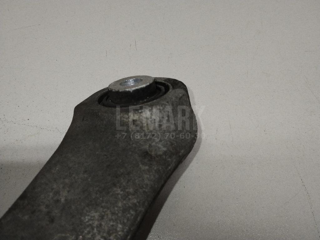 Рычаг задний верхний правый