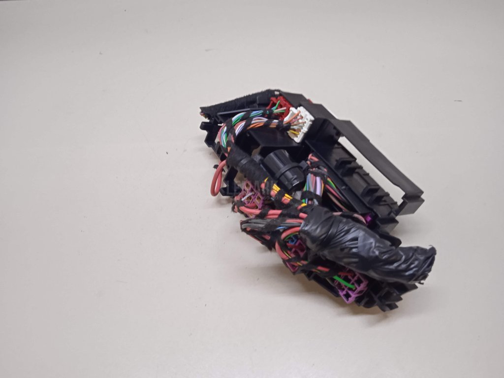 Корпус блока предохранителей