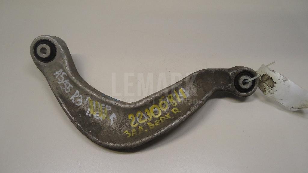 Рычаг задний верхний правый