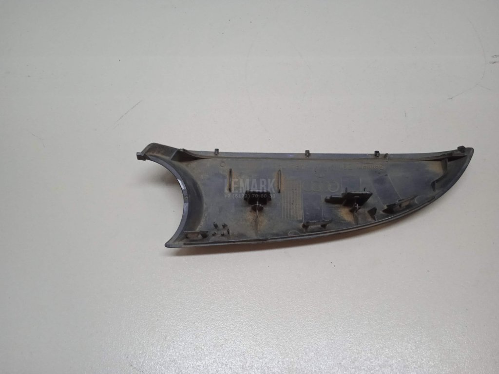 Накладка зеркала левого