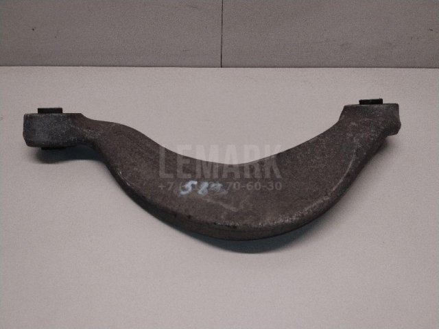 Рычаг задний верхний правый