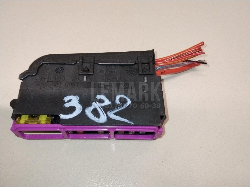 Блок предохранителей