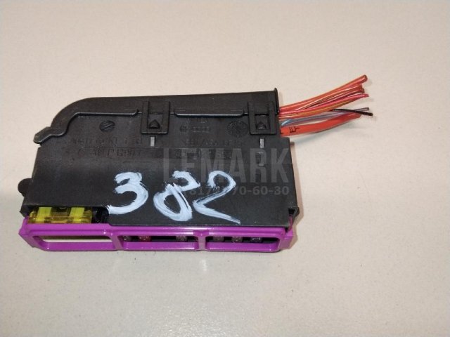 Блок предохранителей