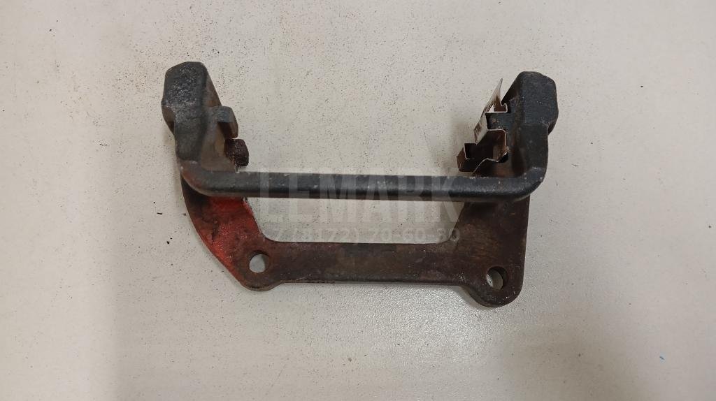 Скоба суппорта заднего левого