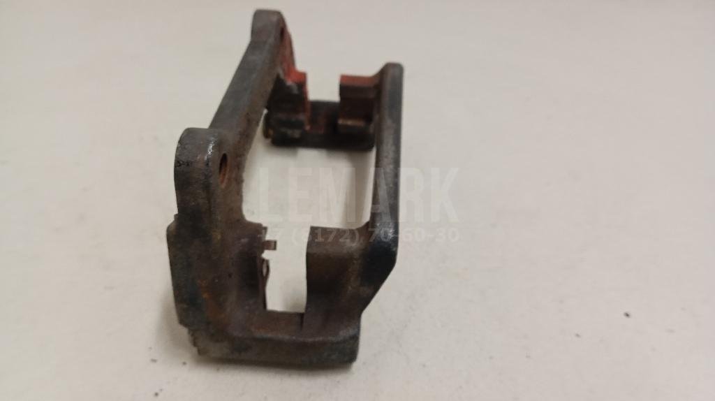 Скоба суппорта заднего левого