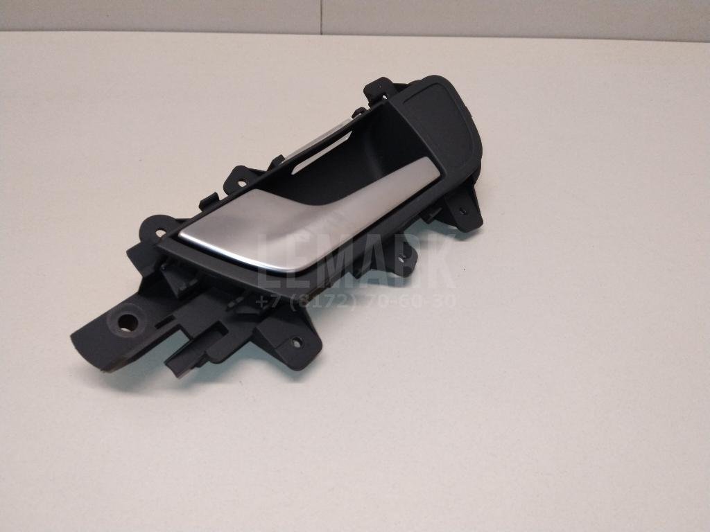 Ручка двери внутренняя левая