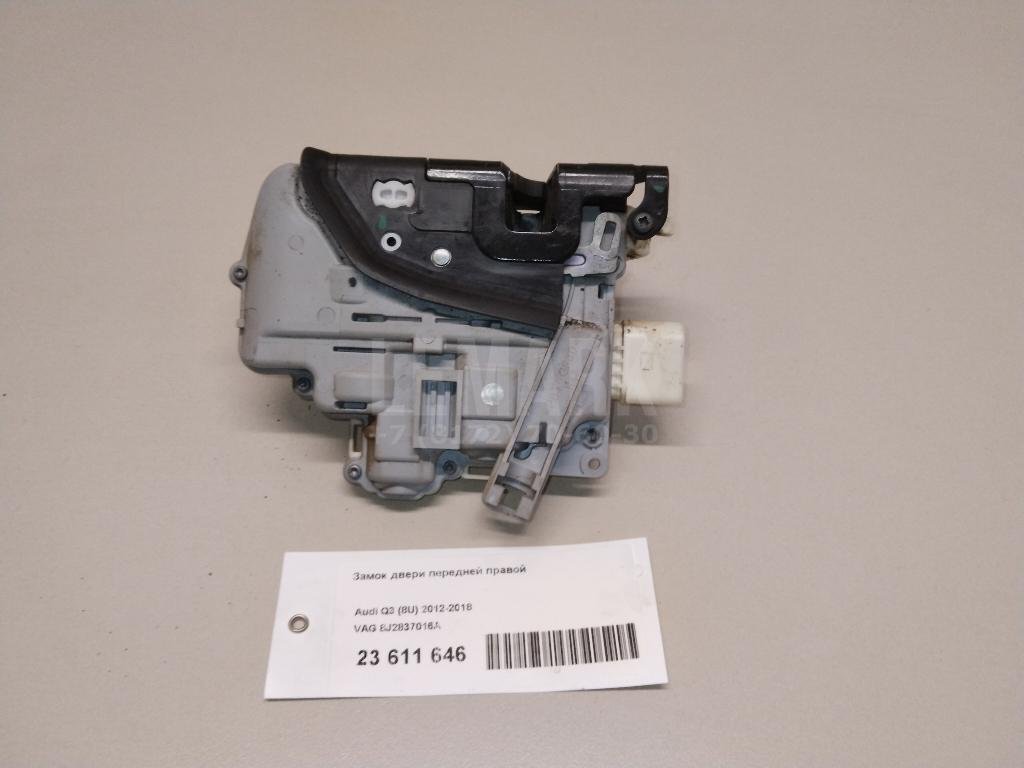 Замок двери передней правой