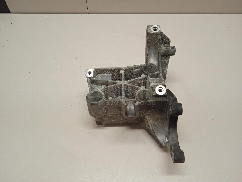 Кронштейн гидроусилителя для  Audi A4 [B8] 2007-2015