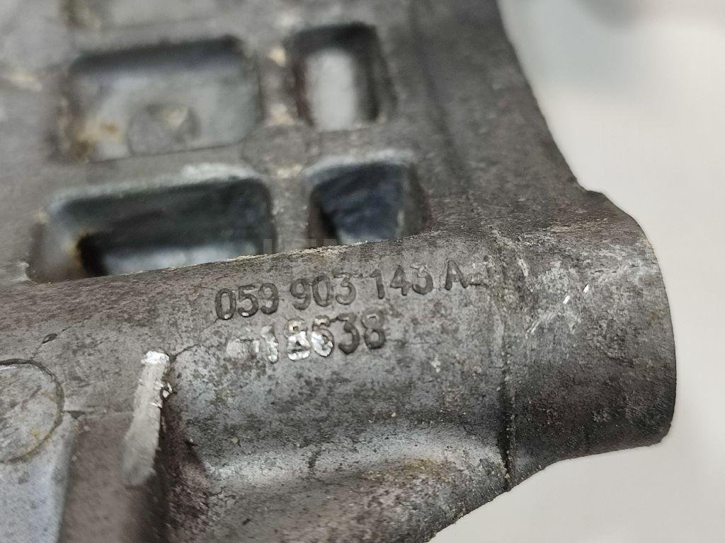 Кронштейн генератора для  Audi 100 [C4] 1991-1994