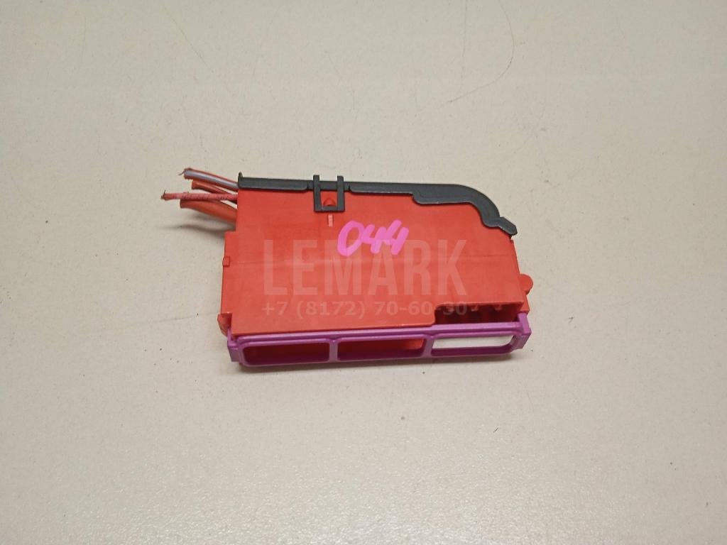 Блок предохранителей для  Astra HD 8 2005-2011