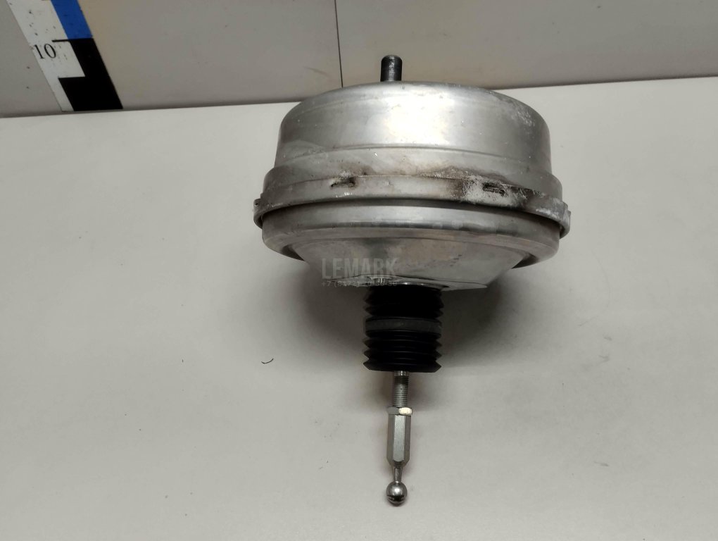 Усилитель тормозов вакуумный