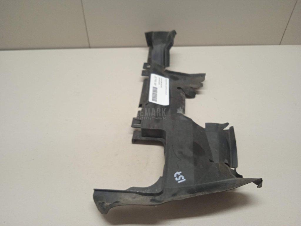 Воздуховод радиатора правый для  Audi A4 [B9] 2015