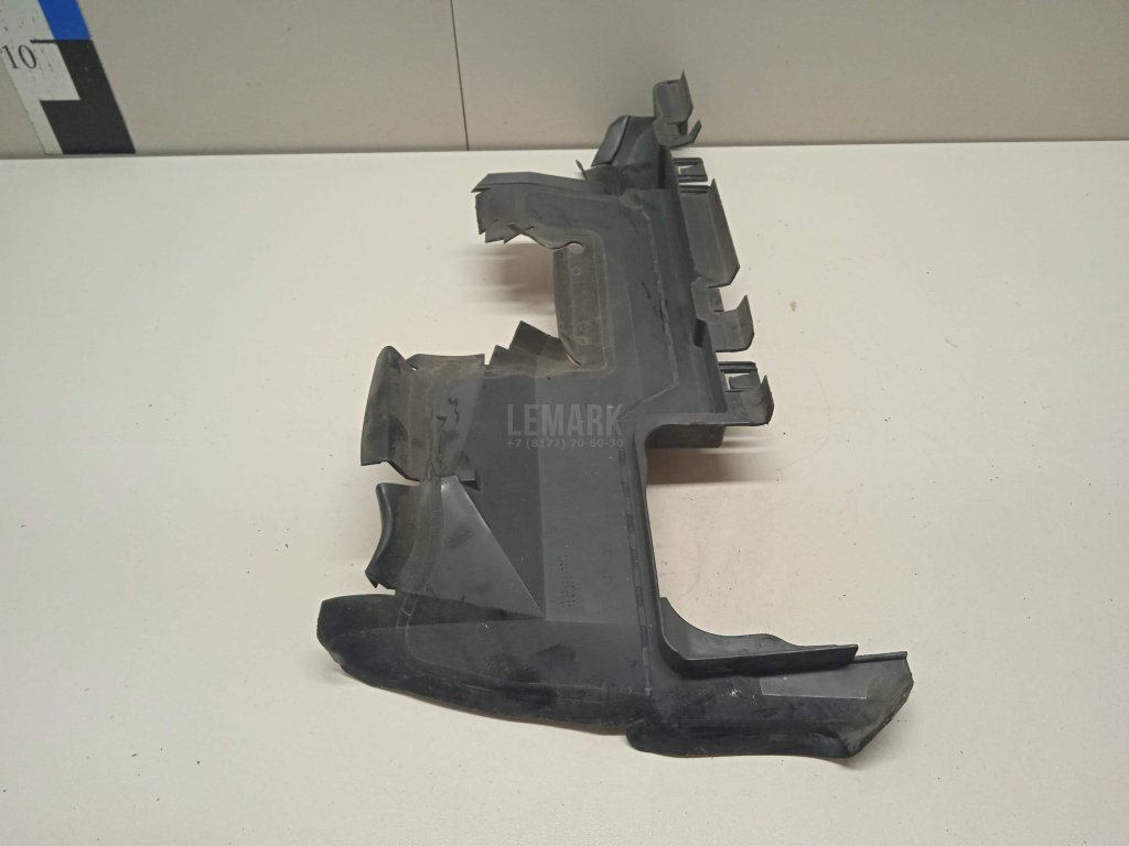 Воздуховод радиатора правый для  Audi A4 [B9] 2015