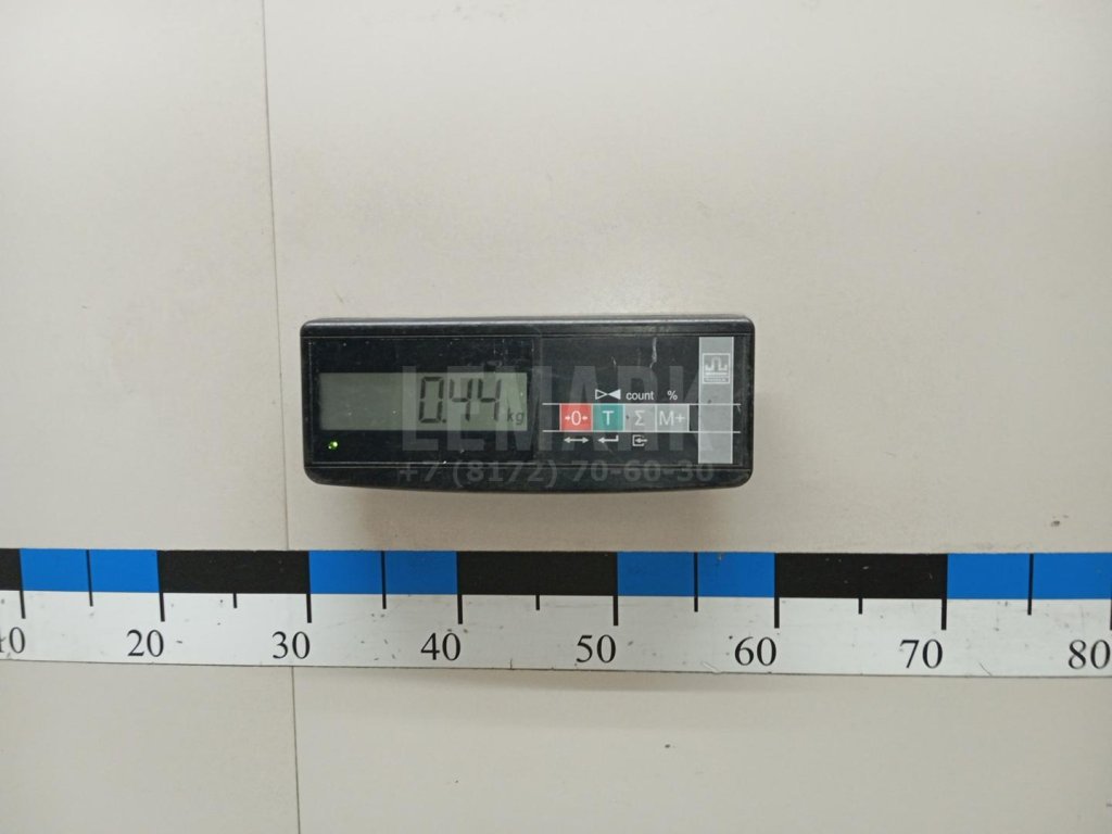 Крючок капота